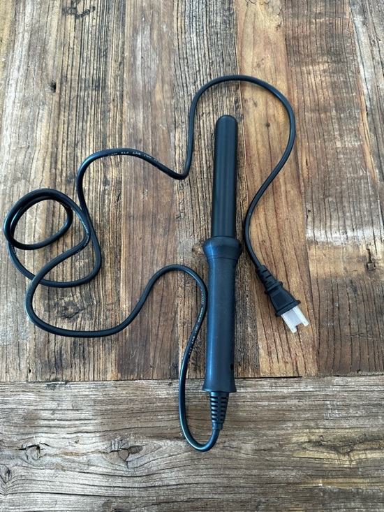 Other - Enzo Milano Black Hair Styling Tool Handle